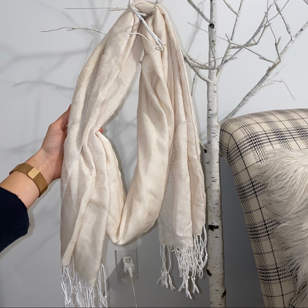 Cream scarf with tassels